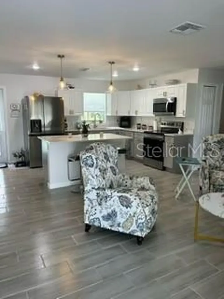 901 Roper Street New Smyrna Beach FL 32168