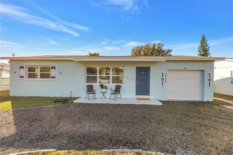 5758 Dartmouth Avenue N St Petersburg FL 33710