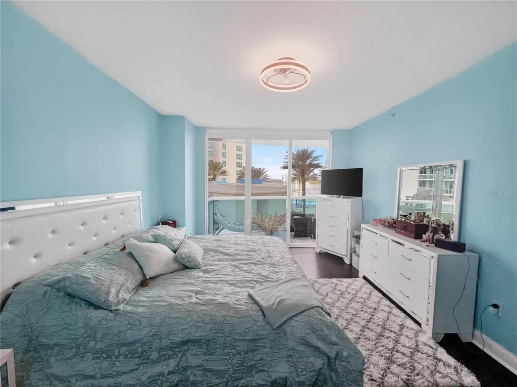 231 Riverside Drive Holly Hill FL 32117