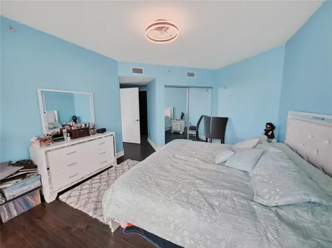 231 Riverside Drive Holly Hill FL 32117