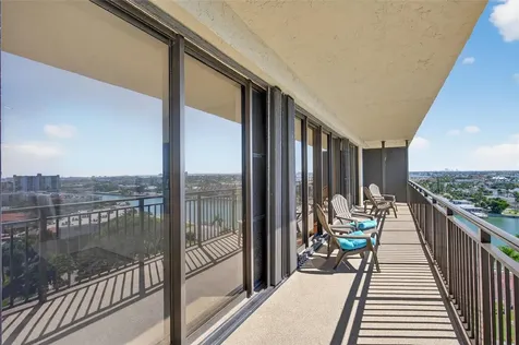 7600 Bayshore Drive Treasure Island FL 33706