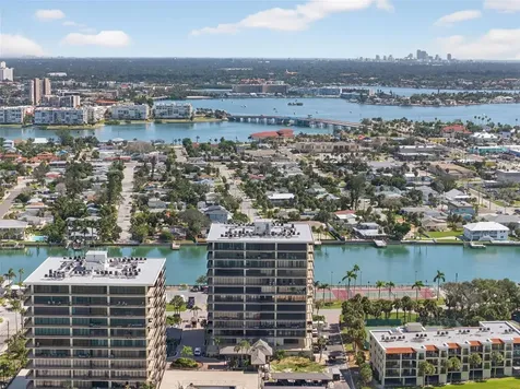 7600 Bayshore Drive Treasure Island FL 33706