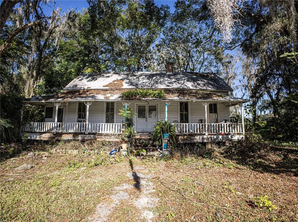 2440 Cr 522 Sumterville FL 33585