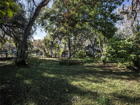 2440 Cr 522 Sumterville FL 33585