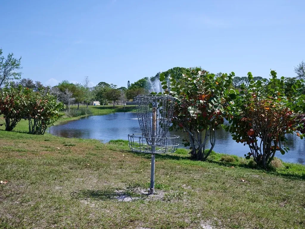 516 Laurel Park Drive Sarasota FL 34236