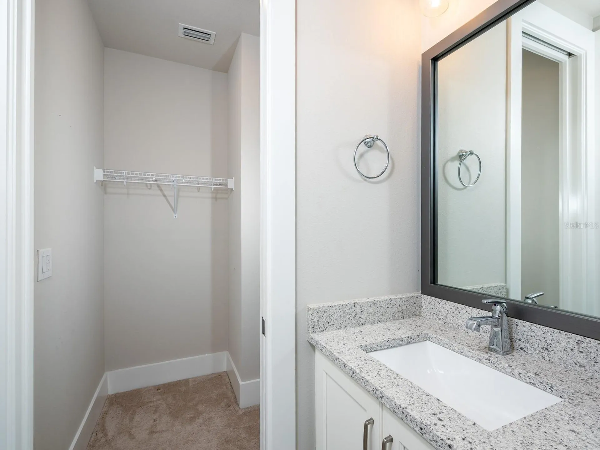 516 Laurel Park Drive Sarasota FL 34236