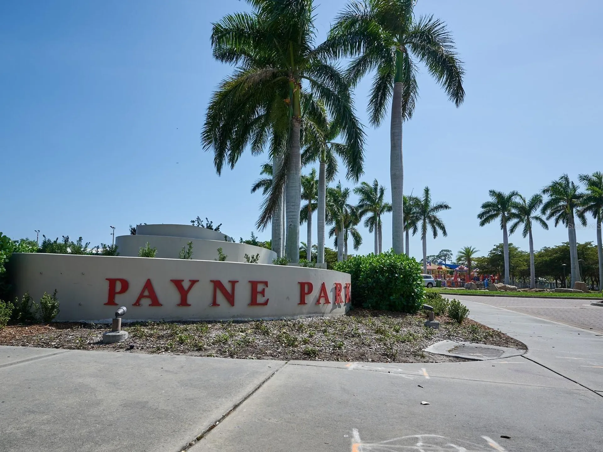 516 Laurel Park Drive Sarasota FL 34236