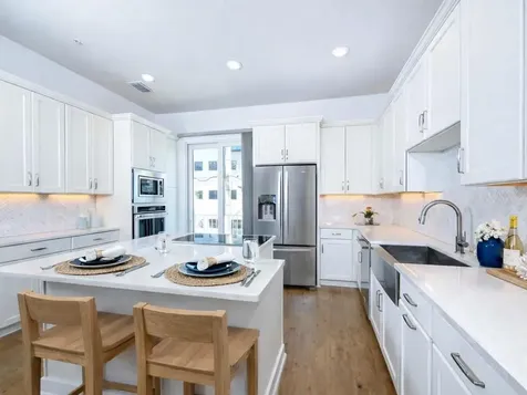 516 Laurel Park Drive Sarasota FL 34236