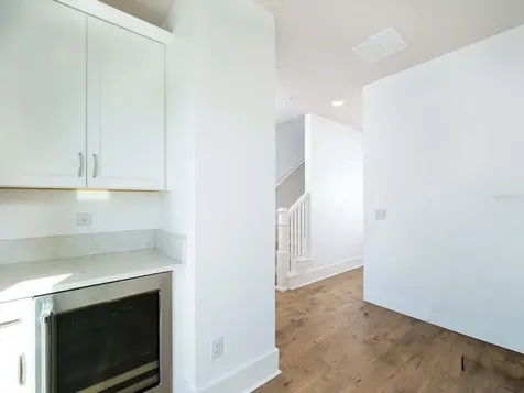 516 Laurel Park Drive Sarasota FL 34236