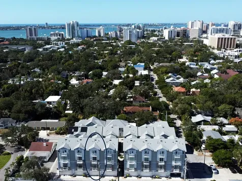 516 Laurel Park Drive Sarasota FL 34236