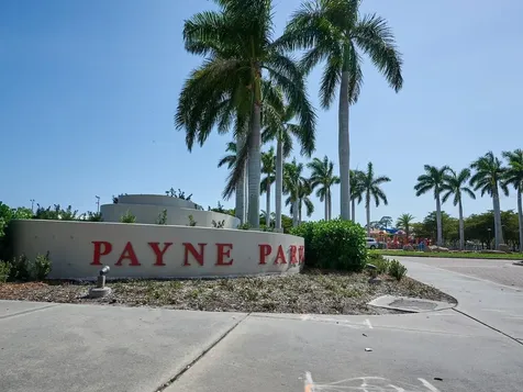 516 Laurel Park Drive Sarasota FL 34236