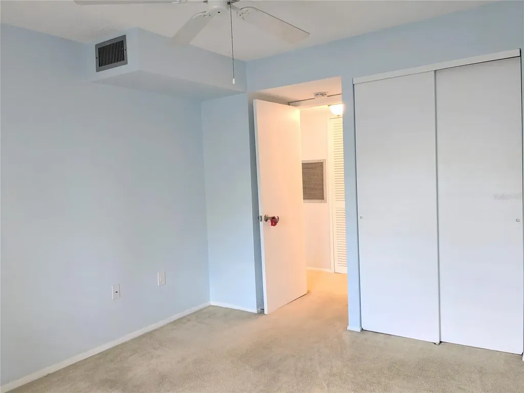 3739 Lake Bayshore Drive Bradenton FL 34205