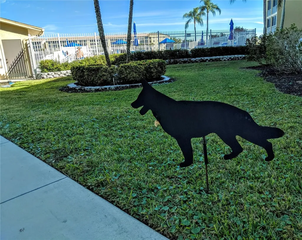 3739 Lake Bayshore Drive Bradenton FL 34205