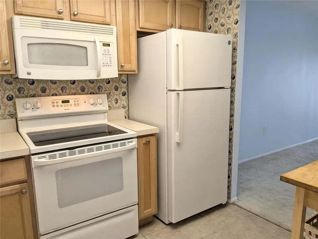 3739 Lake Bayshore Drive Bradenton FL 34205