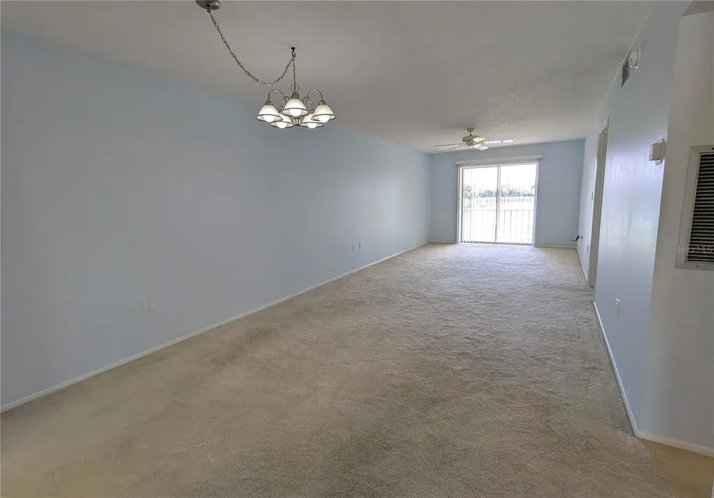 3739 Lake Bayshore Drive Bradenton FL 34205