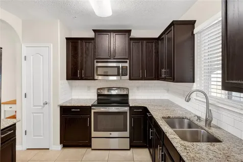 2502 Seven Oaks Drive St Cloud FL 34772