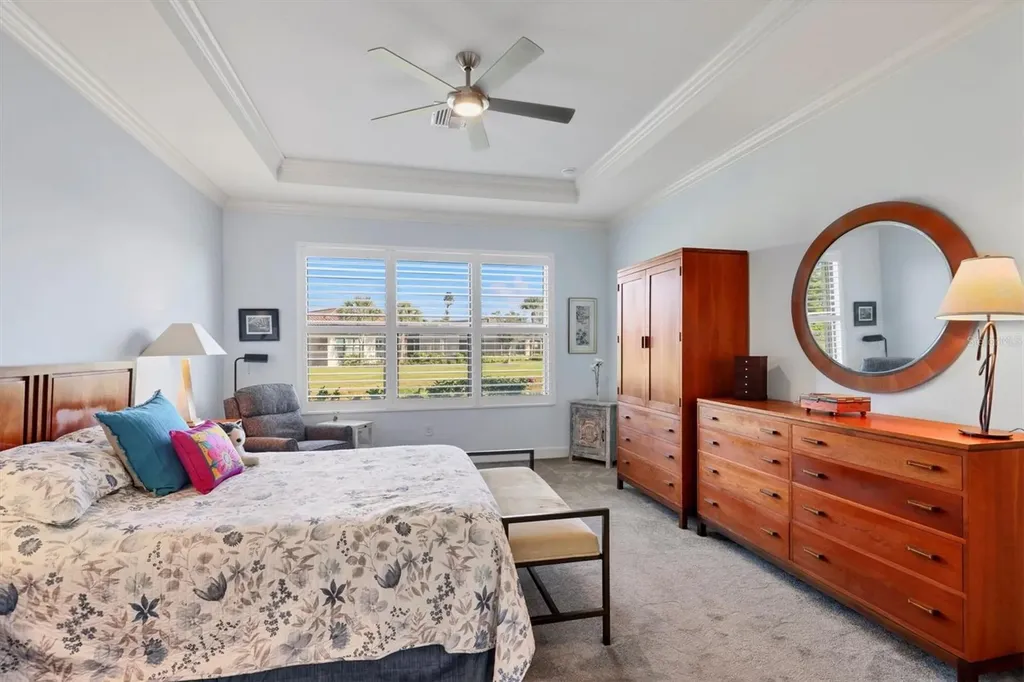 2414 Vaccaro Drive Sarasota FL 34231