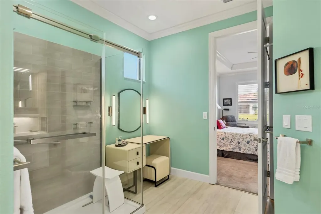 2414 Vaccaro Drive Sarasota FL 34231
