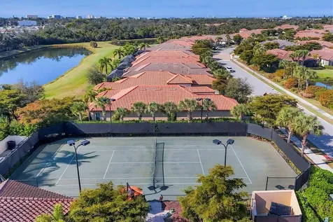 2414 Vaccaro Drive Sarasota FL 34231