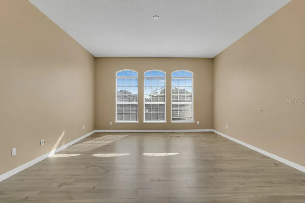 2827 Sand Arbor Circle Orlando FL 32824