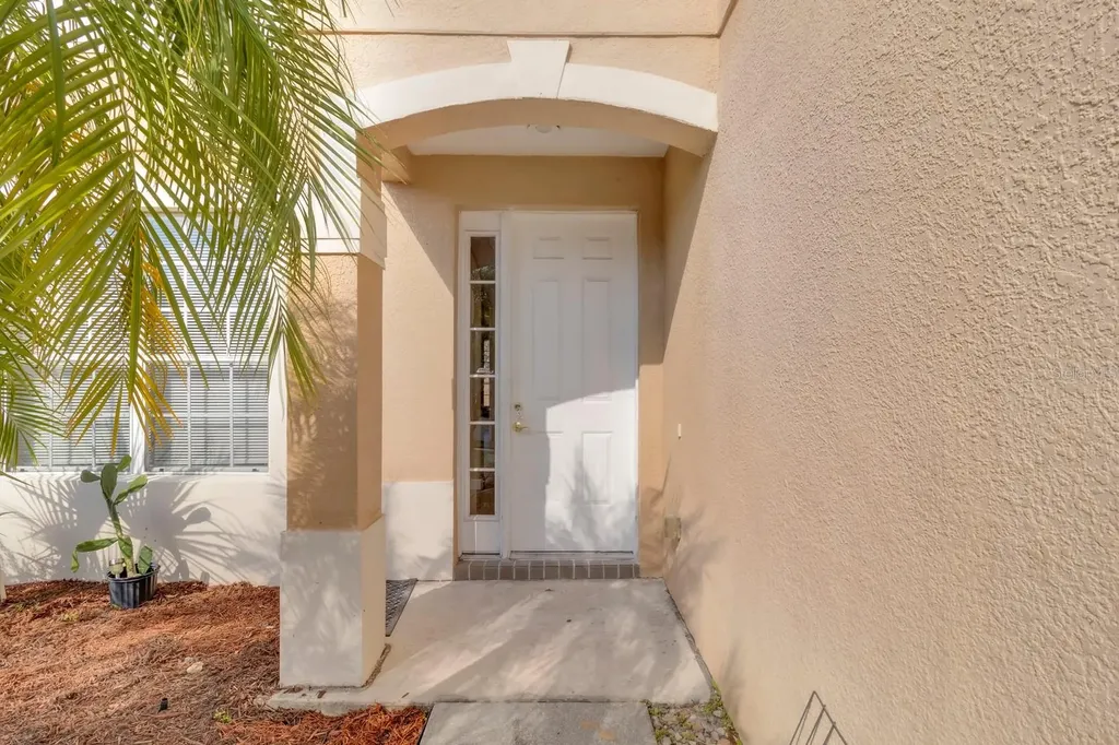 2827 Sand Arbor Circle Orlando FL 32824