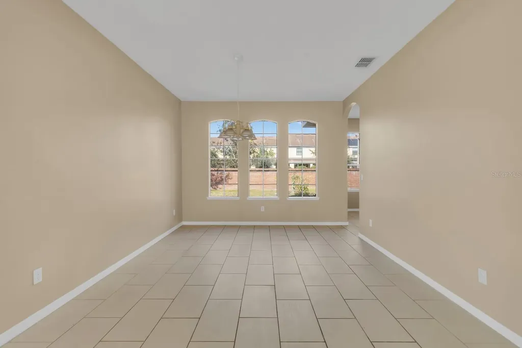 2827 Sand Arbor Circle Orlando FL 32824