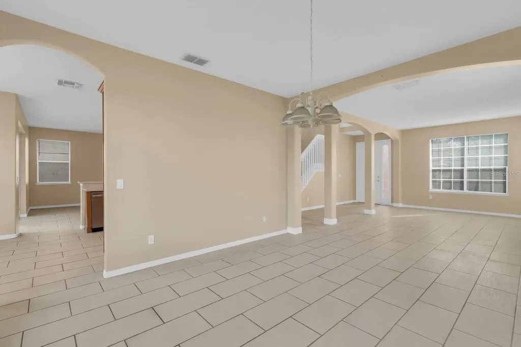 2827 Sand Arbor Circle Orlando FL 32824