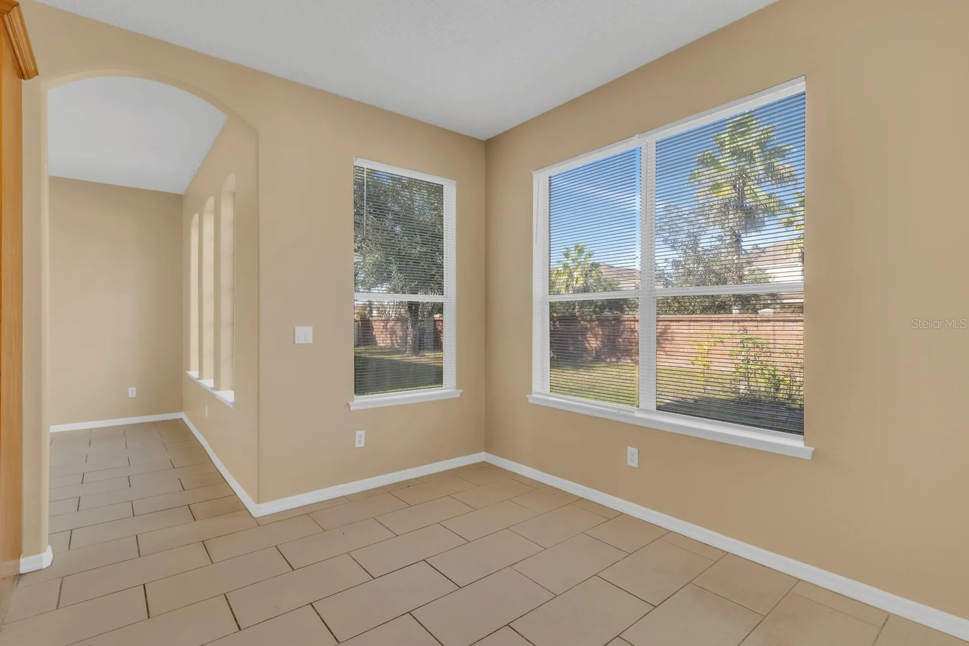 2827 Sand Arbor Circle Orlando FL 32824