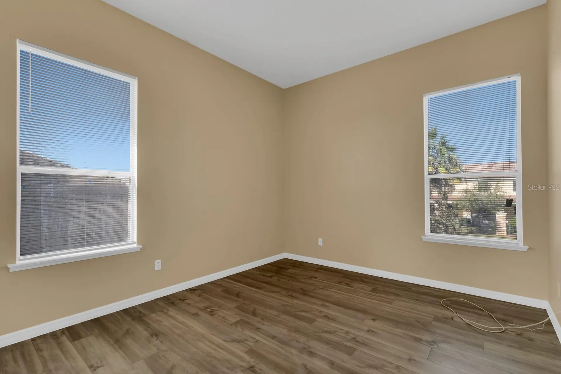 2827 Sand Arbor Circle Orlando FL 32824