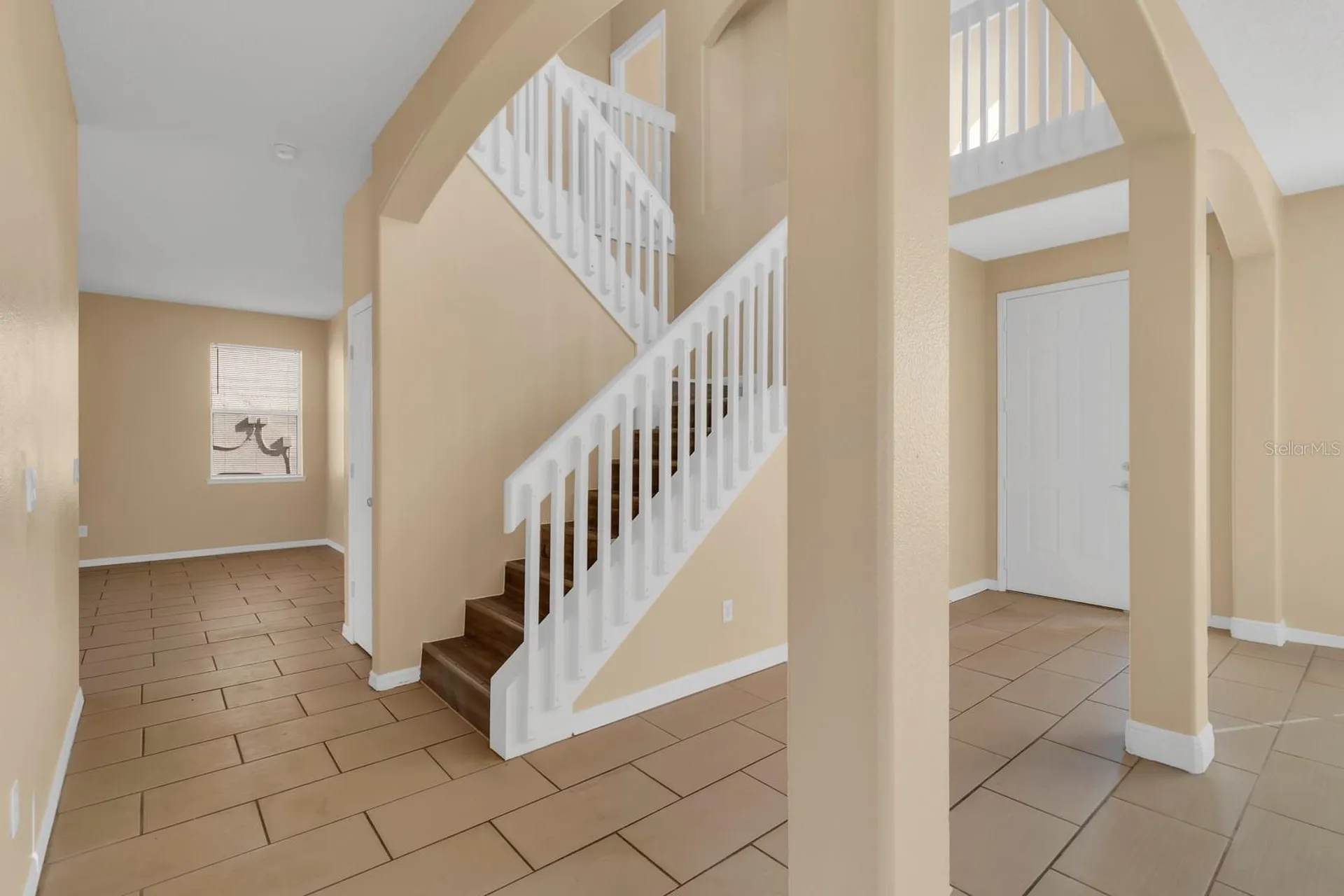 2827 Sand Arbor Circle Orlando FL 32824