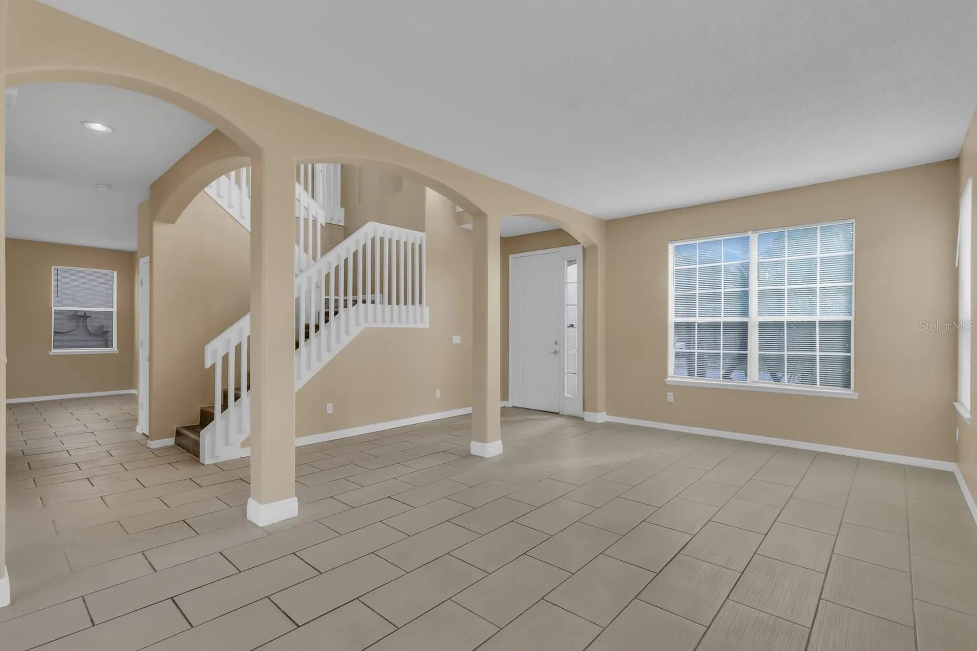 2827 Sand Arbor Circle Orlando FL 32824
