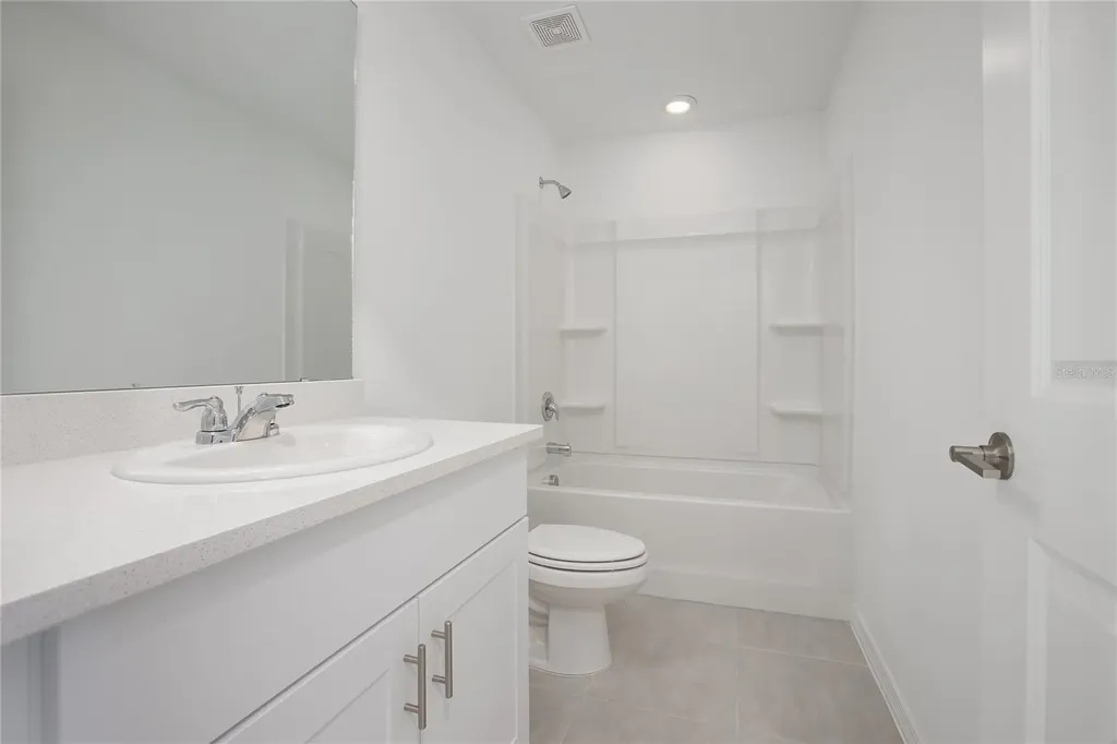 184 River Front Way Edgewater FL 32141
