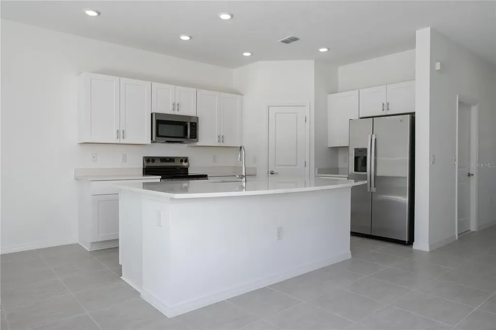 184 River Front Way Edgewater FL 32141