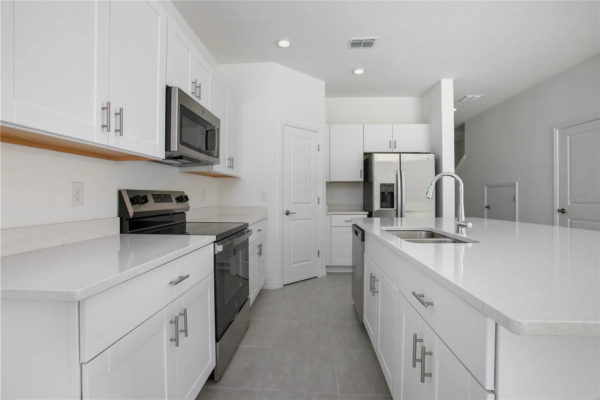 184 River Front Way Edgewater FL 32141