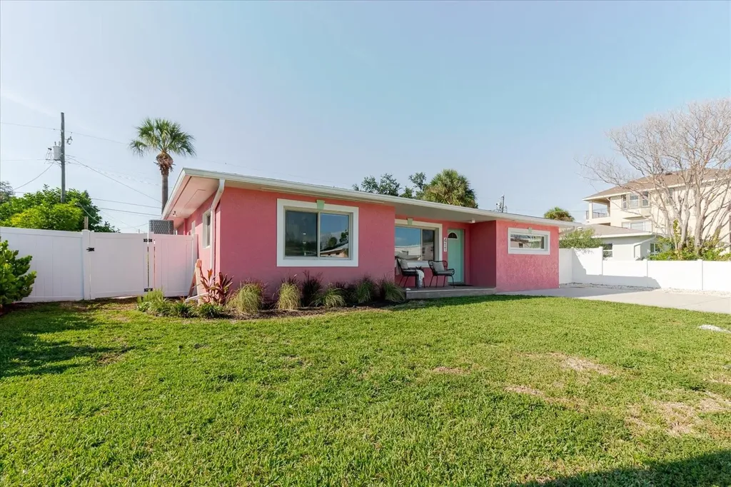 411 87th Avenue St Pete Beach FL 33706