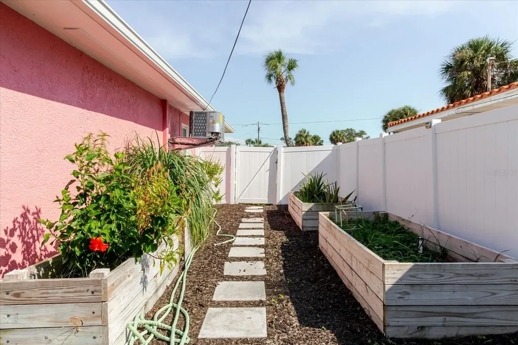 411 87th Avenue St Pete Beach FL 33706