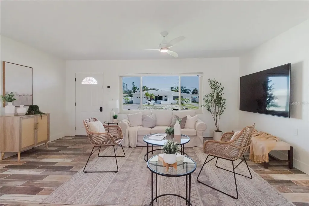 411 87th Avenue St Pete Beach FL 33706