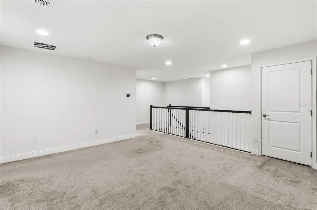 2313 Sunset Wind Loop Oldsmar FL 34677