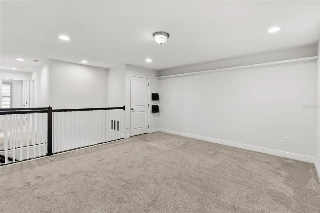 2313 Sunset Wind Loop Oldsmar FL 34677