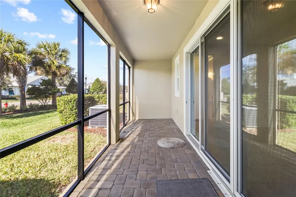 2313 Sunset Wind Loop Oldsmar FL 34677