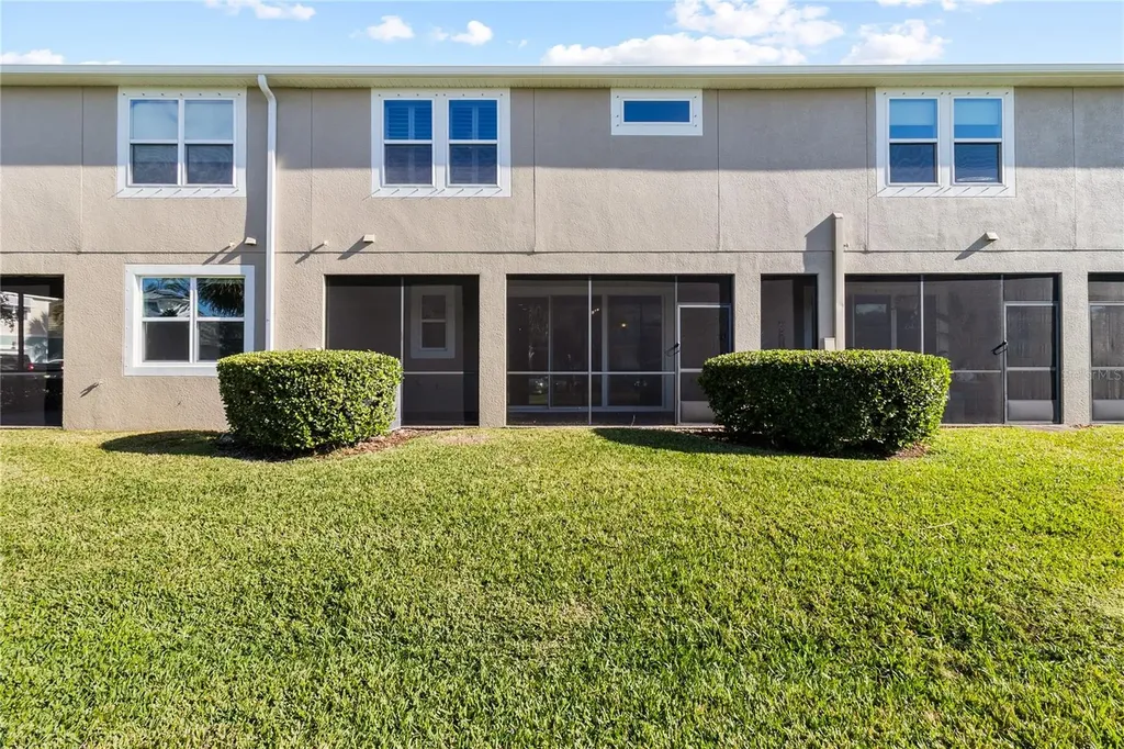 2313 Sunset Wind Loop Oldsmar FL 34677
