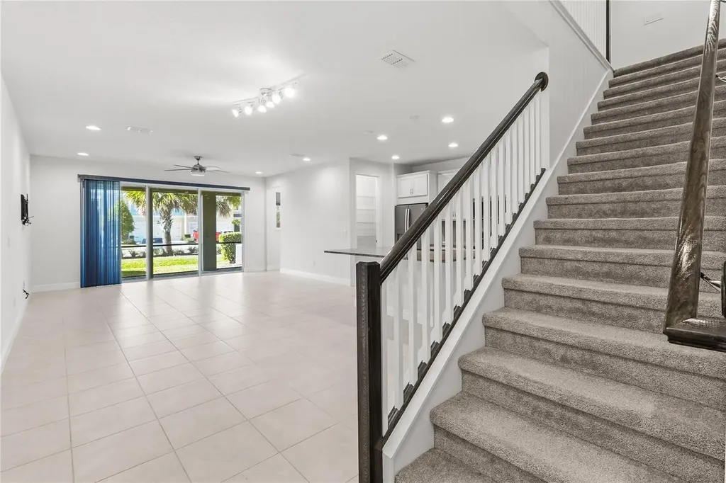 2313 Sunset Wind Loop Oldsmar FL 34677