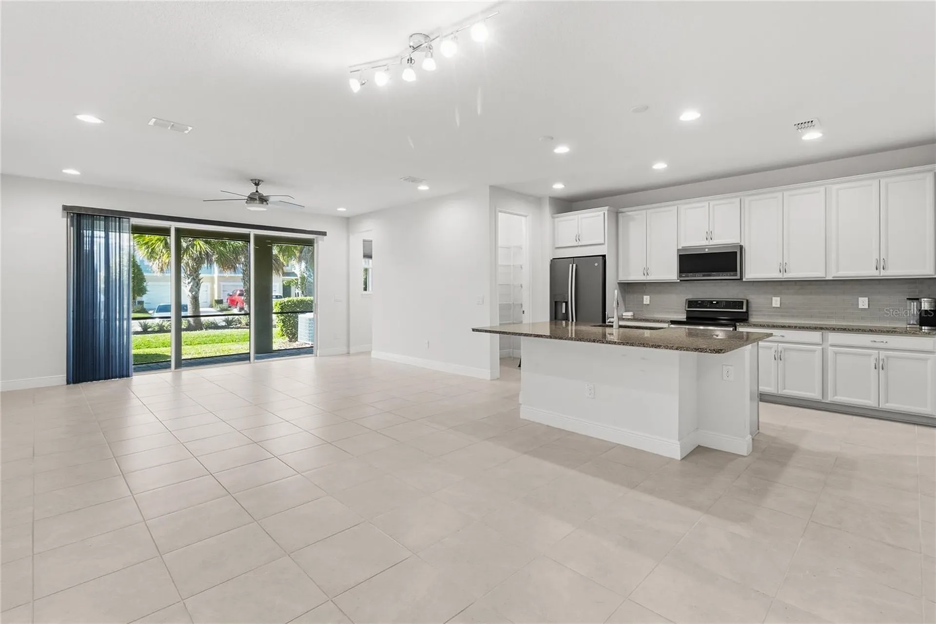 2313 Sunset Wind Loop Oldsmar FL 34677