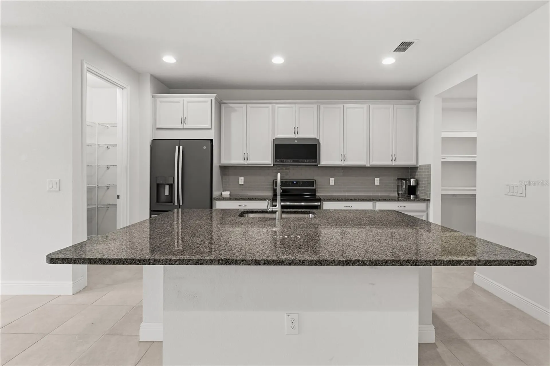 2313 Sunset Wind Loop Oldsmar FL 34677