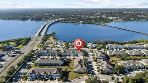 2313 Sunset Wind Loop Oldsmar FL 34677