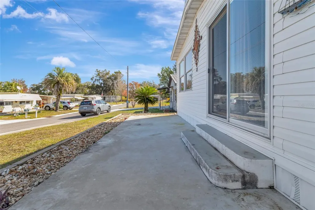 1409 Ridge Road Tavares FL 32778