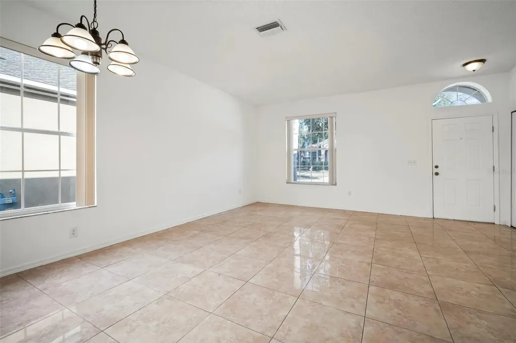 930 Grand Canyon Drive Valrico FL 33594