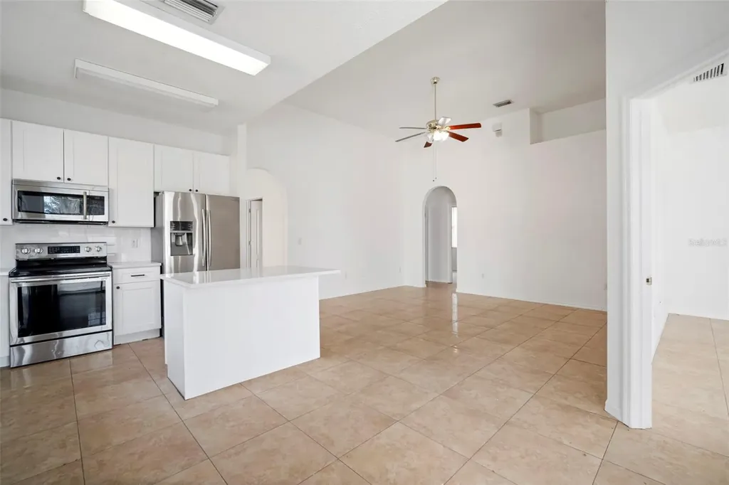 930 Grand Canyon Drive Valrico FL 33594