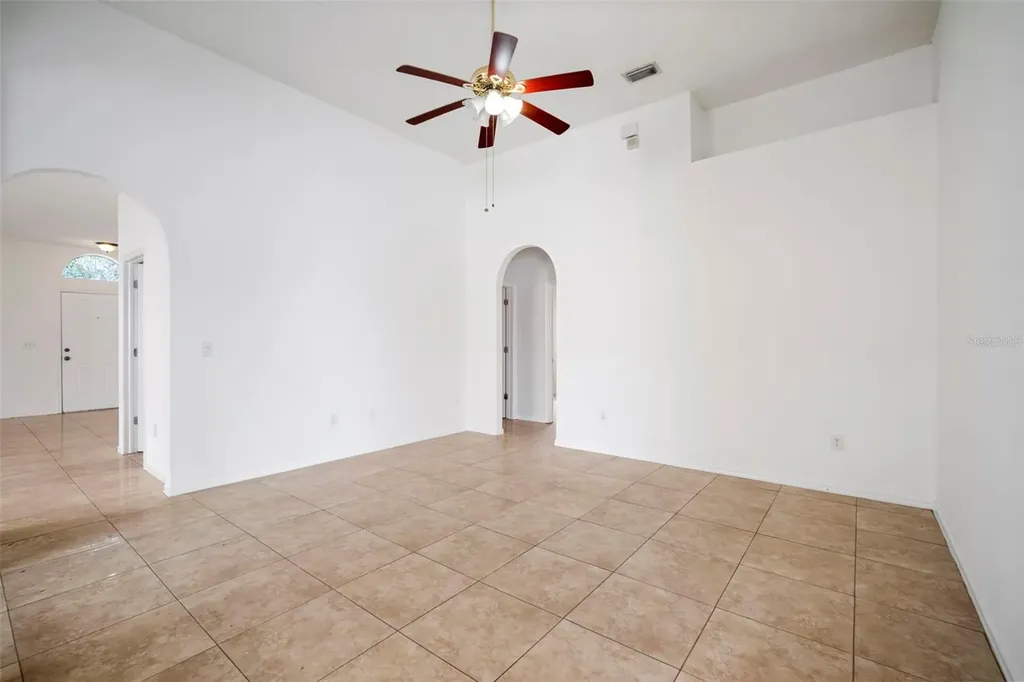930 Grand Canyon Drive Valrico FL 33594