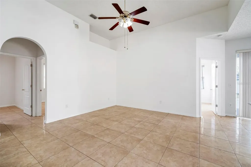 930 Grand Canyon Drive Valrico FL 33594